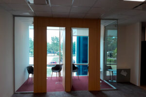 Phone booth corporativa by Supernova